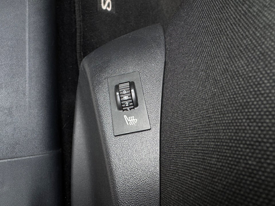 Peugeot 208 1,6 BlueHDi 100 Allure 5d