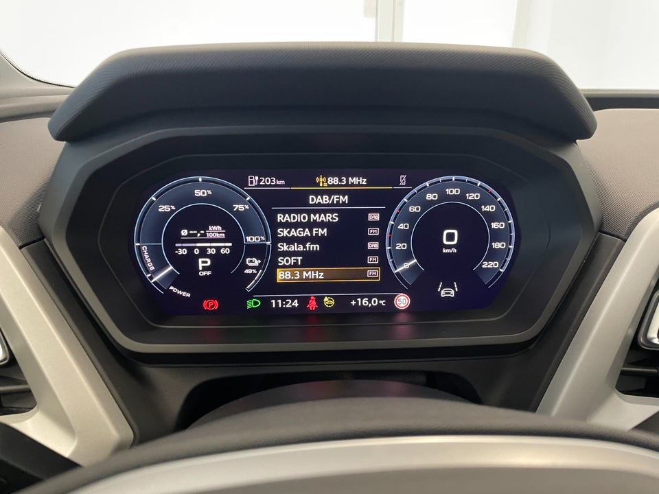 Audi Q4 e-tron 40 Advanced 5d