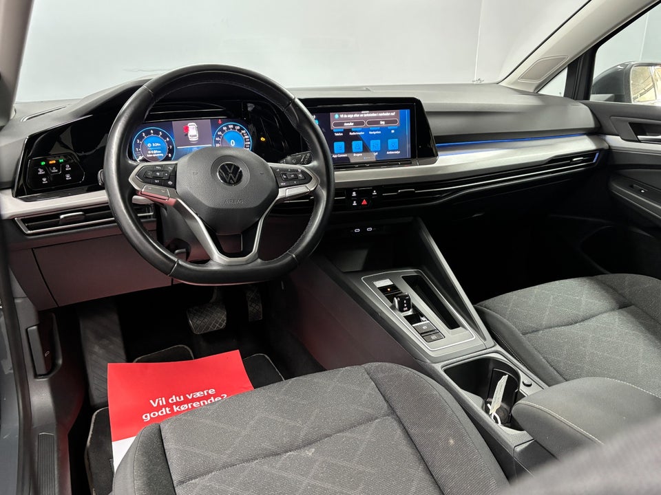 VW Golf VIII 1,5 eTSi 130 Life Variant DSG 5d