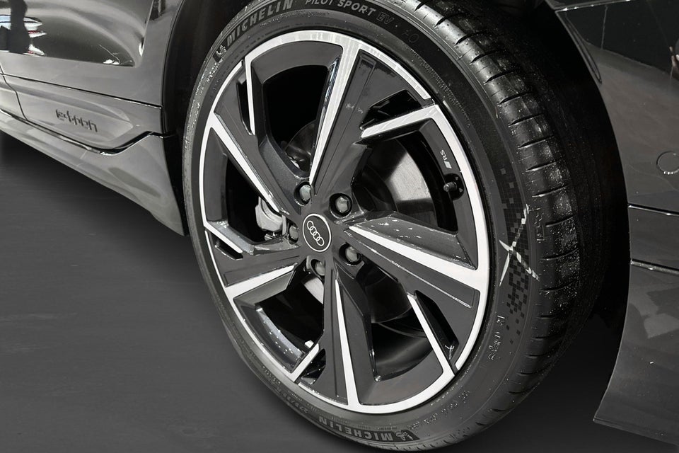 Audi A6 e-tron Progress plus performance Avant 5d