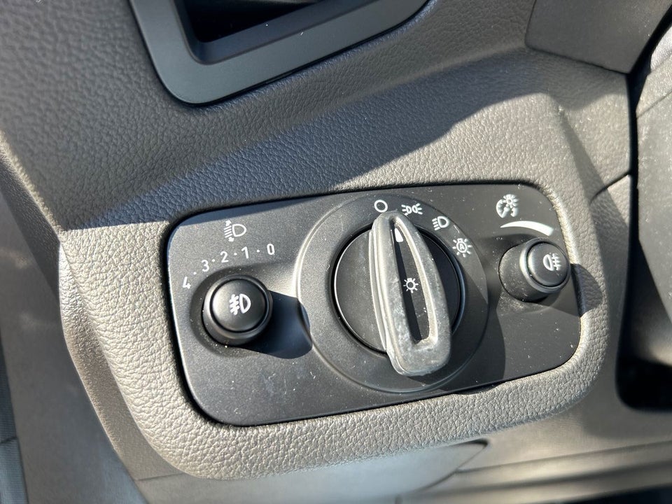 Ford C-MAX 1,0 SCTi 125 Titanium 5d