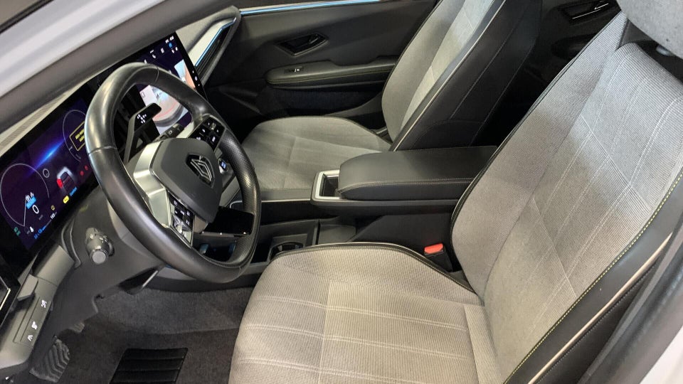 Renault Megane E-Tech 60 Techno 5d