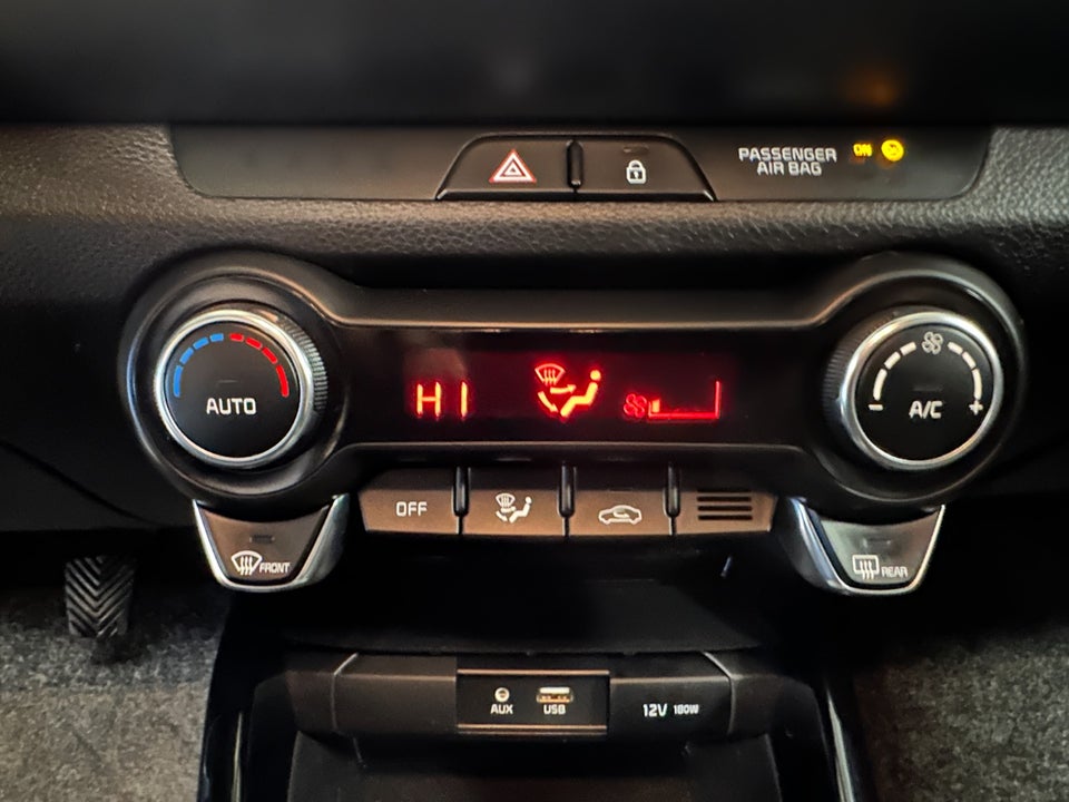 Kia Stonic 1,2 Attraction 5d