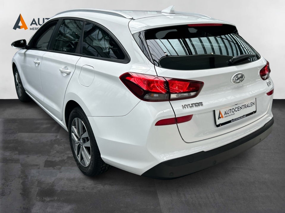 Hyundai i30 1,0 T-GDi Life Komfort stc. 5d