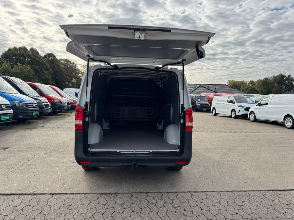 Mercedes Vito 114 2,0 CDi A1 Kassevogn SELECT aut. RWD