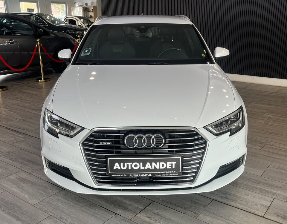 Audi A3 1,4 e-tron S-line Sportback S-tr. 5d