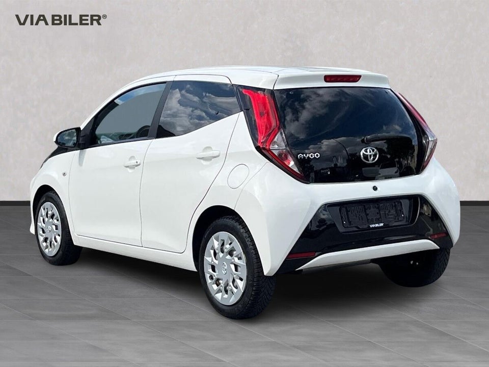 Toyota Aygo 1,0 VVT-i x-pression 5d