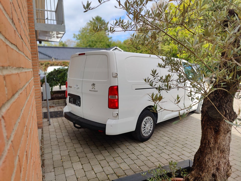 Peugeot Expert 2,0 BlueHDi 177 L3 Ultimate EAT8 Van