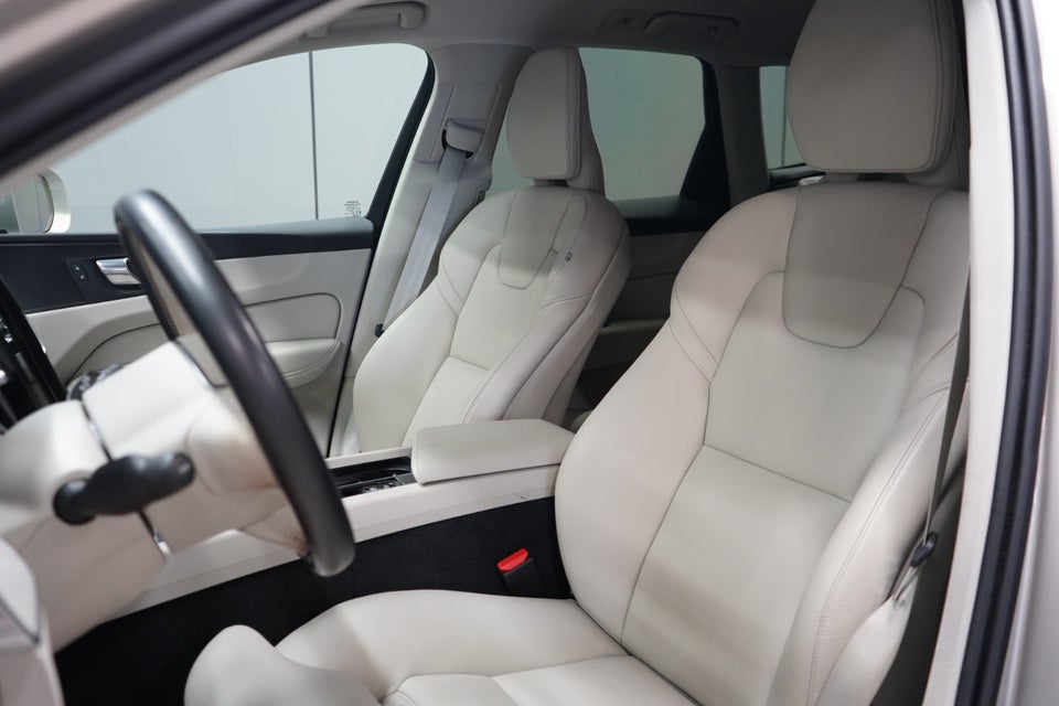 Volvo XC60 2,0 B4 197 Inscription aut. 5d