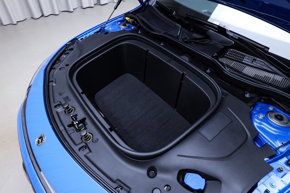 Mercedes CLA250+ electric AMG Premium 4d