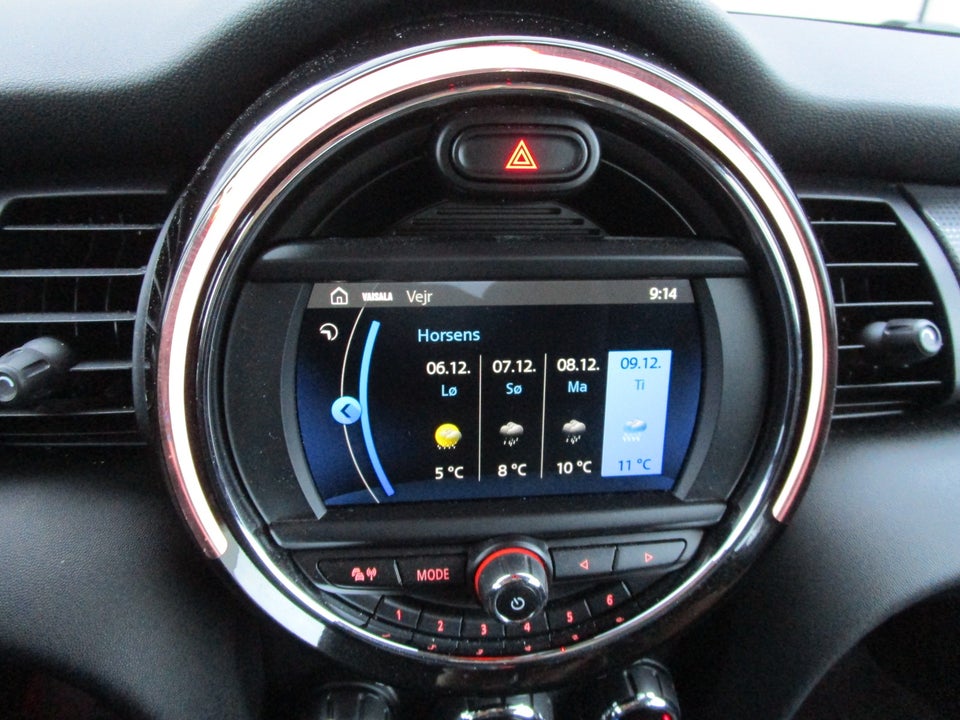 MINI Cooper 1,5 Essential 3d