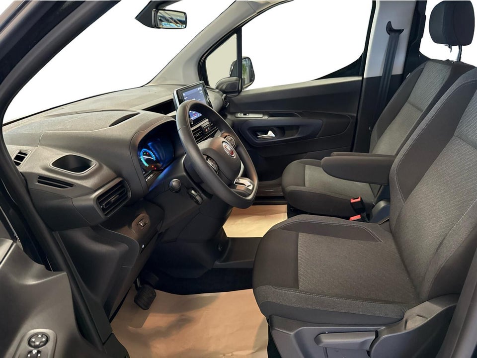Fiat Doblò E 50 Launch 5d