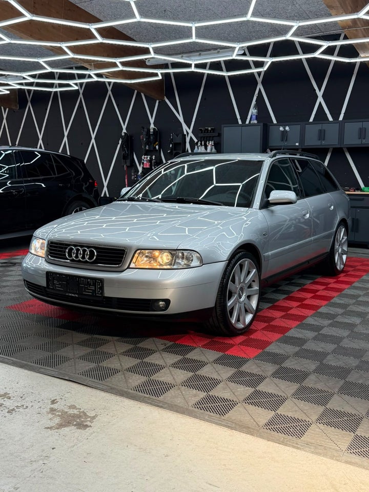 Audi A4 2,8 V6 Avant quattro 5d