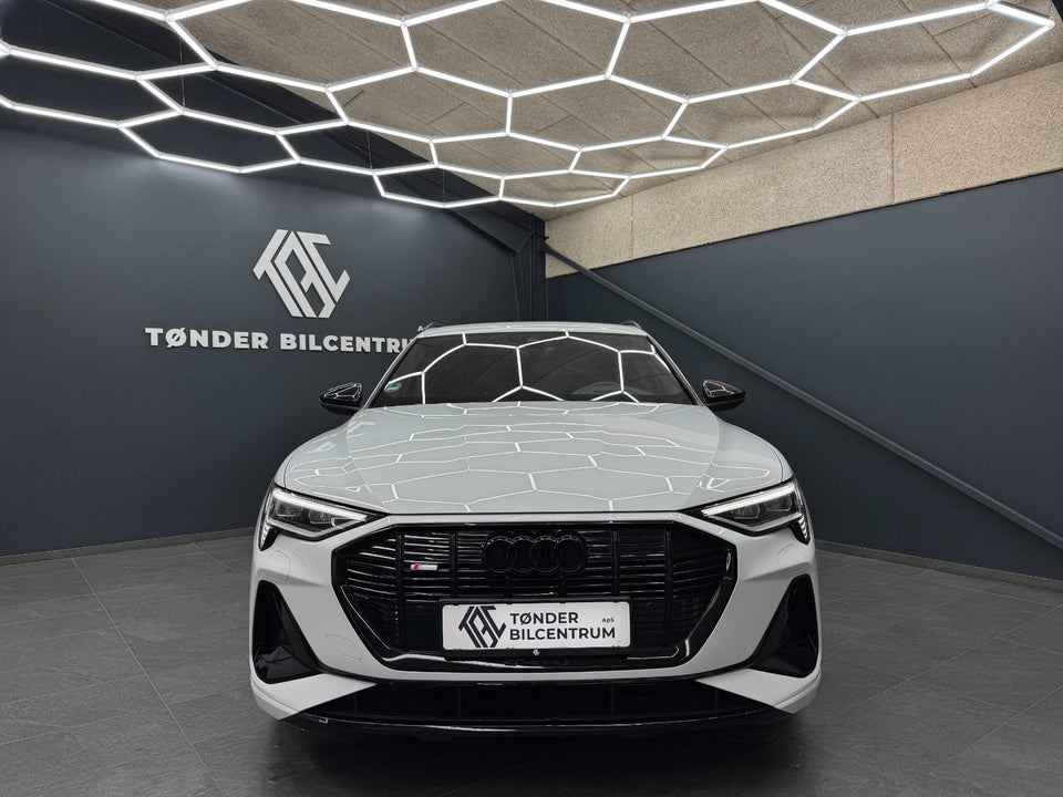 Audi e-tron 55 Black Edition S-line quattro 5d