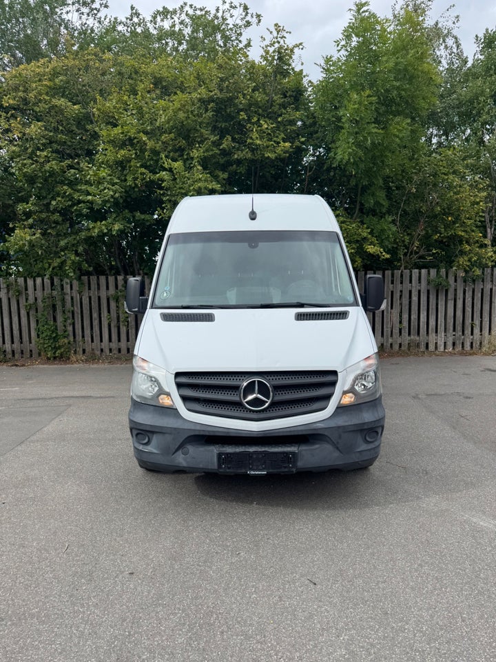 Mercedes Sprinter 319 3,0 CDi R3 Kassevogn 5d