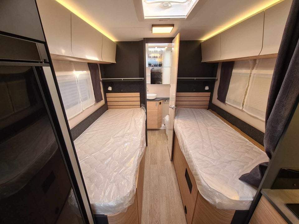 Hobby Optima De Luxe T70E 2,2 aut. 3d