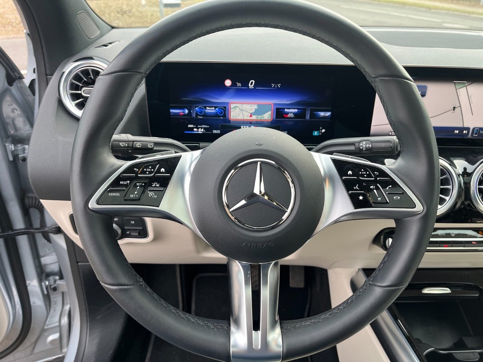 Mercedes EQA250 Progressive Advance 5d