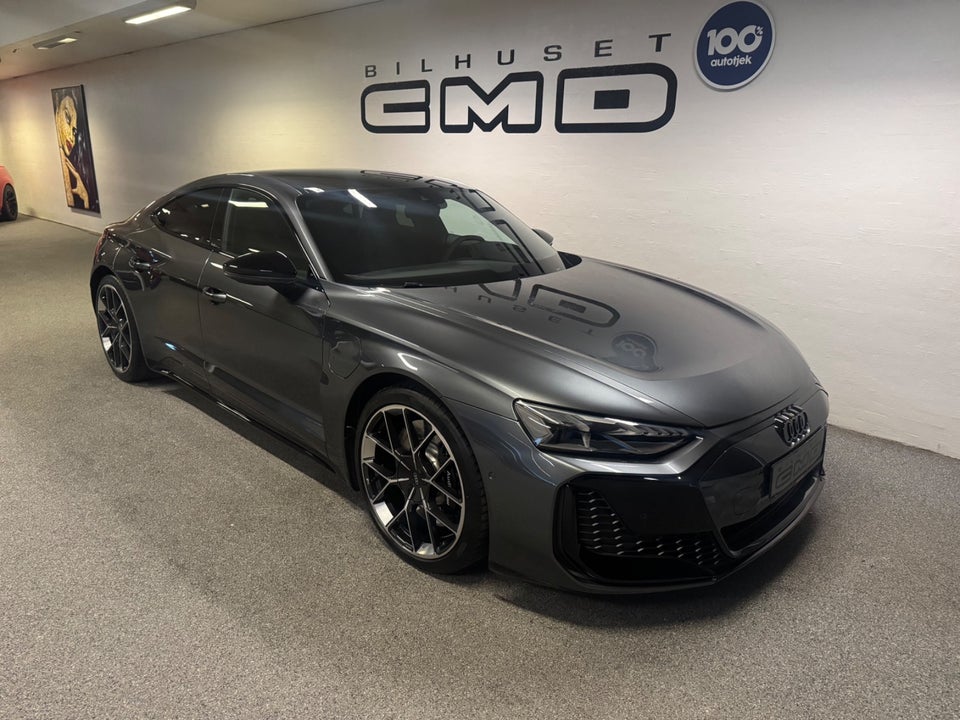 Audi RS e-tron GT quattro 4d