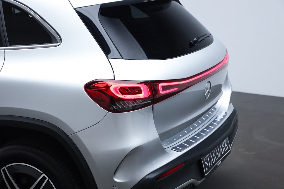 Mercedes EQA350 AMG Line 4Matic 5d