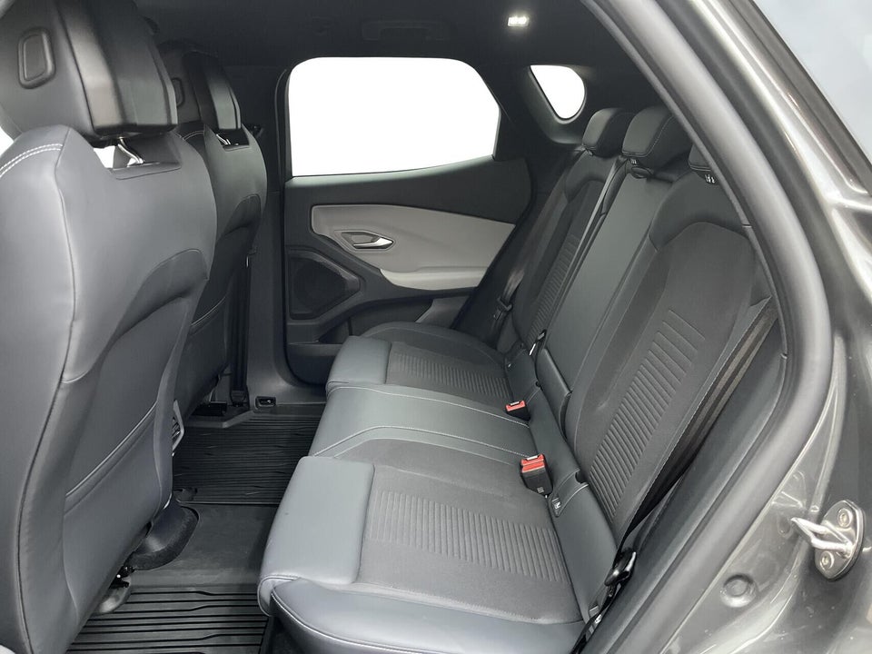 Ford Capri 77 Premium Extended Range 5d