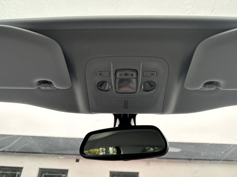 Peugeot 2008 1,6 BlueHDi 120 GT Line Sky 5d