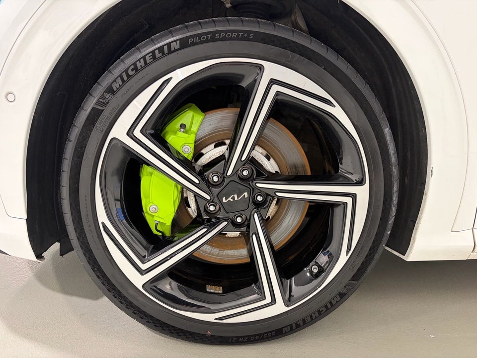 Kia EV6 77 GT Performance AWD 5d