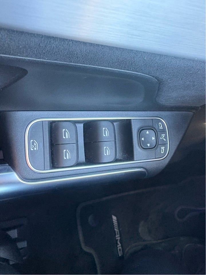 Mercedes EQA350 AMG Line 4Matic 5d