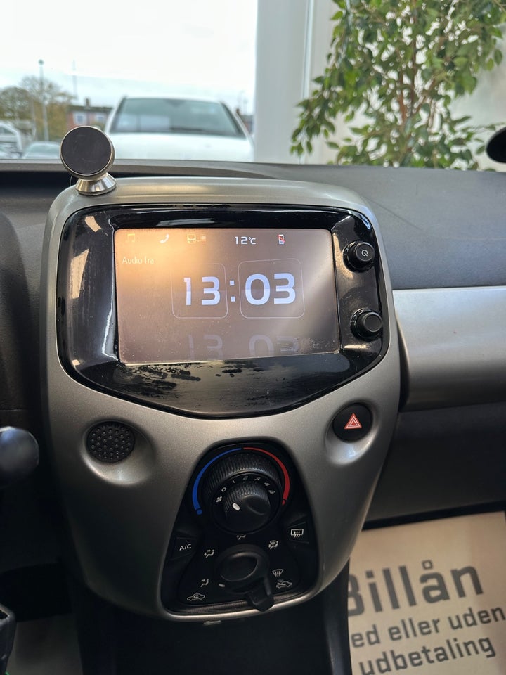 Toyota Aygo 1,0 VVT-i x-sky 5d