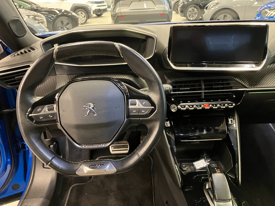 Peugeot e-2008 50 GT 5d