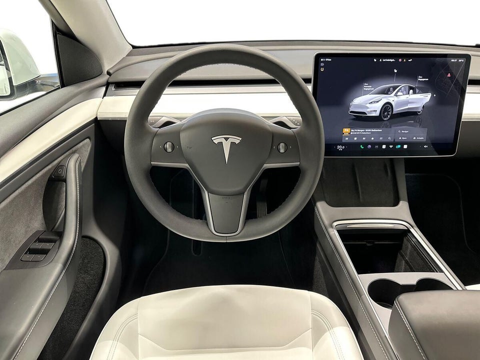 Tesla Model Y Long Range AWD 5d