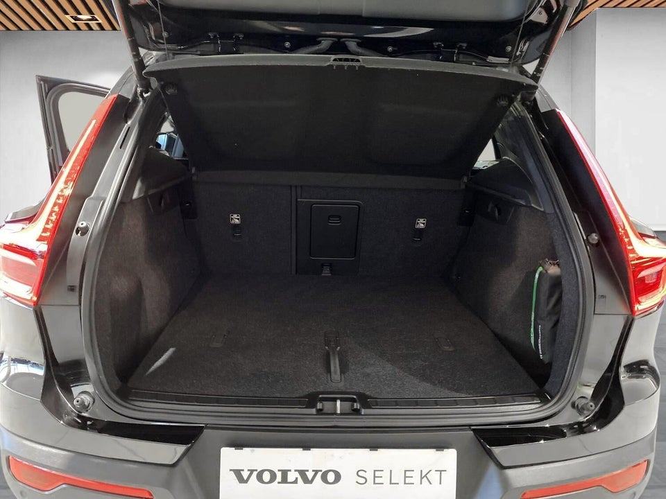 Volvo XC40 ReCharge Twin Plus 5d