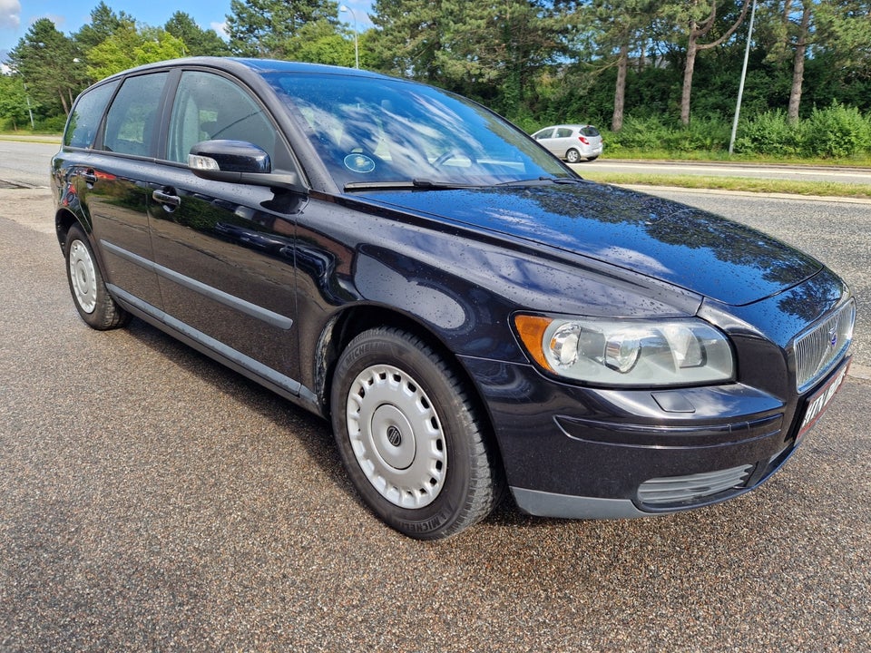 Volvo V50 1,8 Kinetic 5d