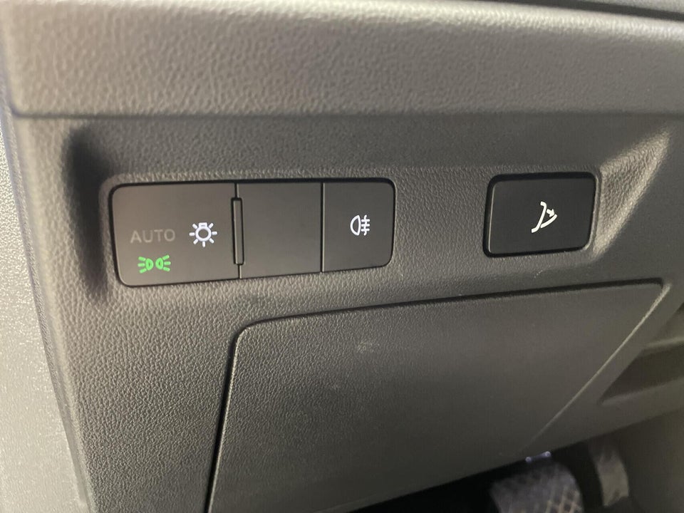 Skoda Enyaq 80 iV Loft 5d