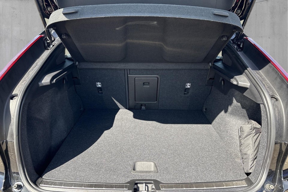 Volvo C40 P6 ReCharge Core 5d