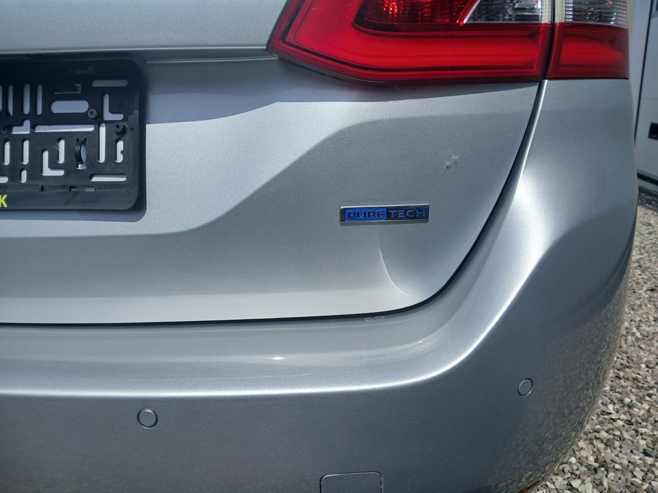 Peugeot 308 1,2 e-THP 110 Active SW 5d