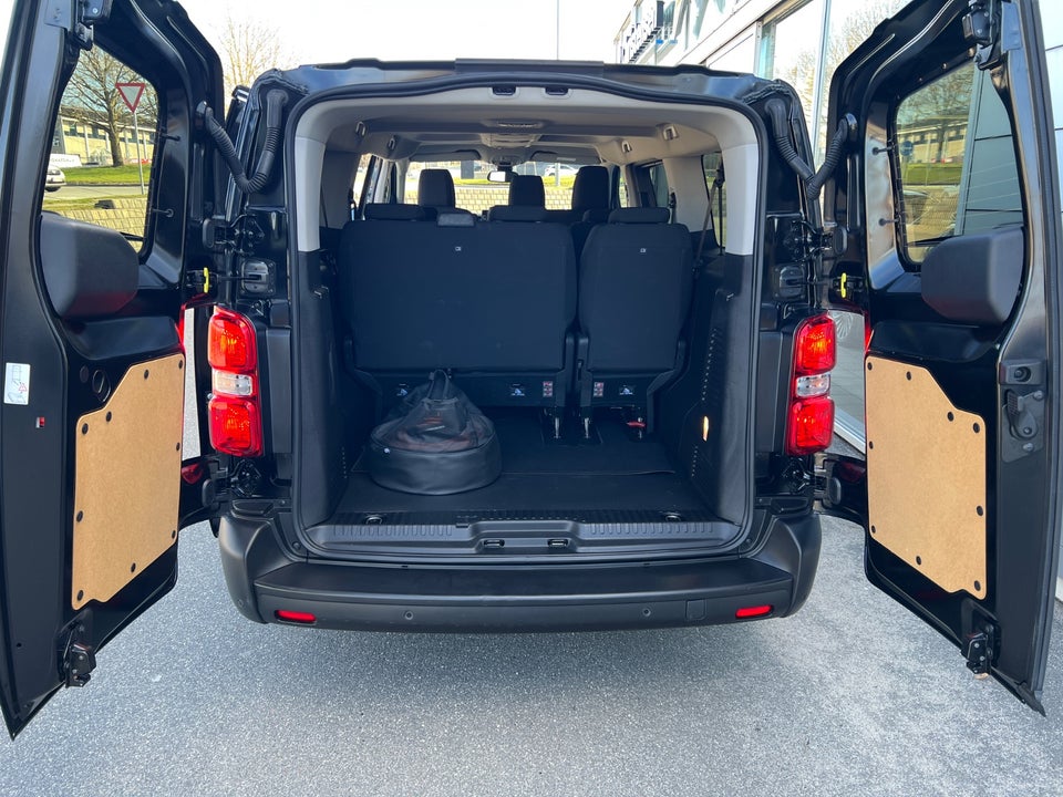 Toyota ProAce Verso 75 Long Shuttle 5d