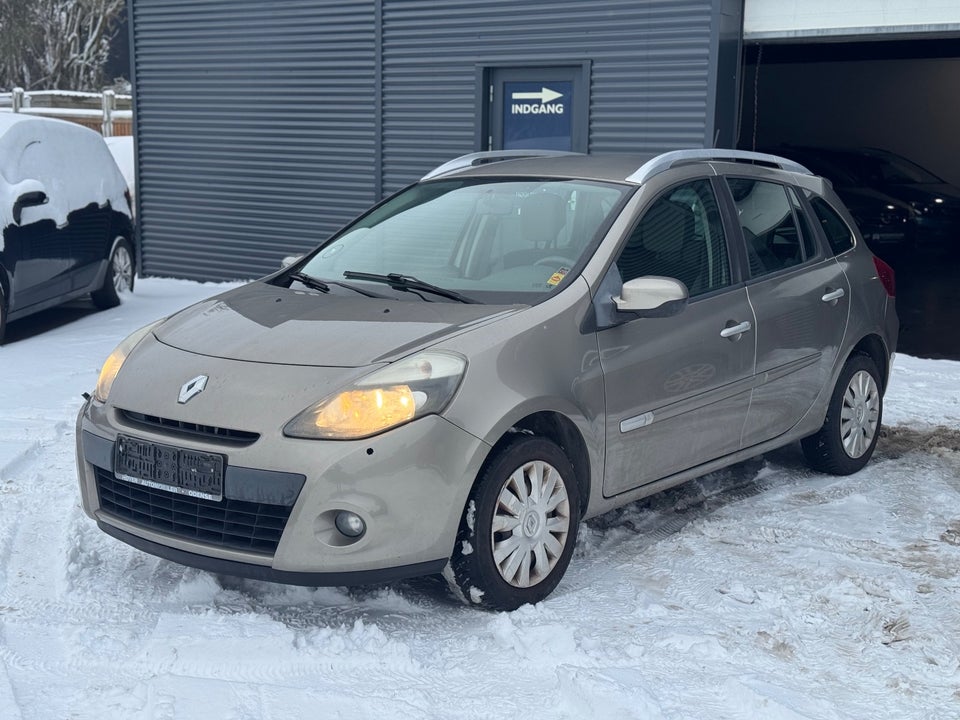 Renault Clio III 1,2 16V Avantage Sport Tourer 5d