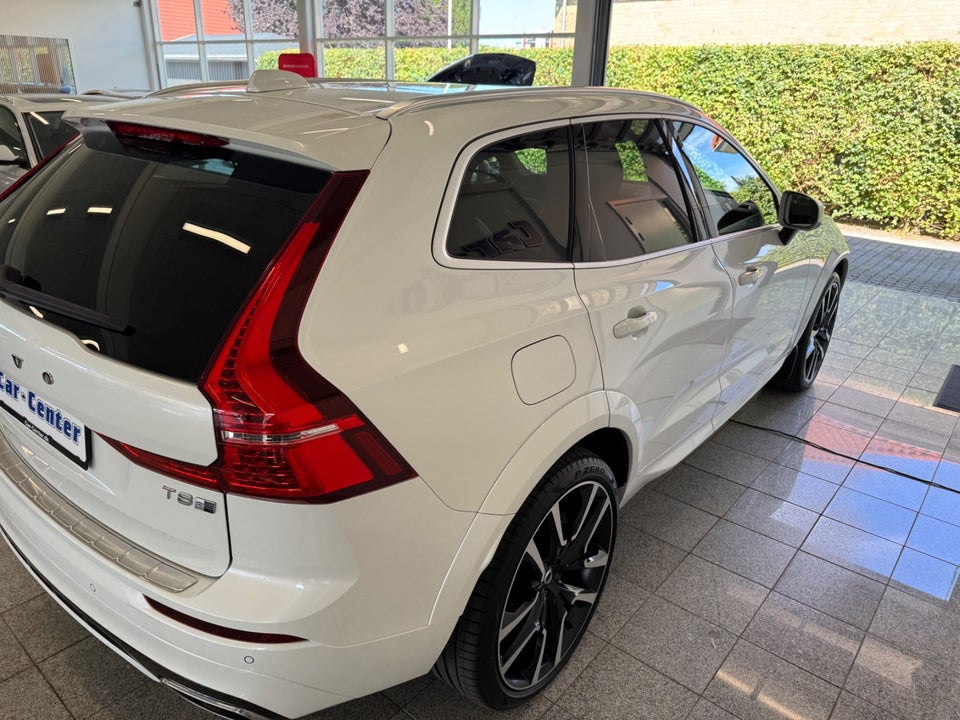 Volvo XC60 2,0 T8 407 R-Design aut. AWD 5d