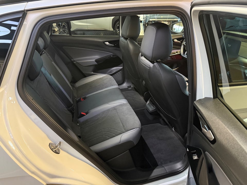 VW ID.4 77 Pro Performance 5d