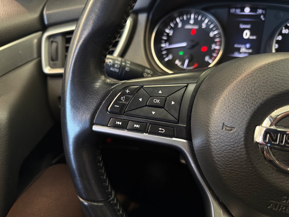 Nissan Qashqai 1,2 Dig-T 115 N-Connecta Vision 5d
