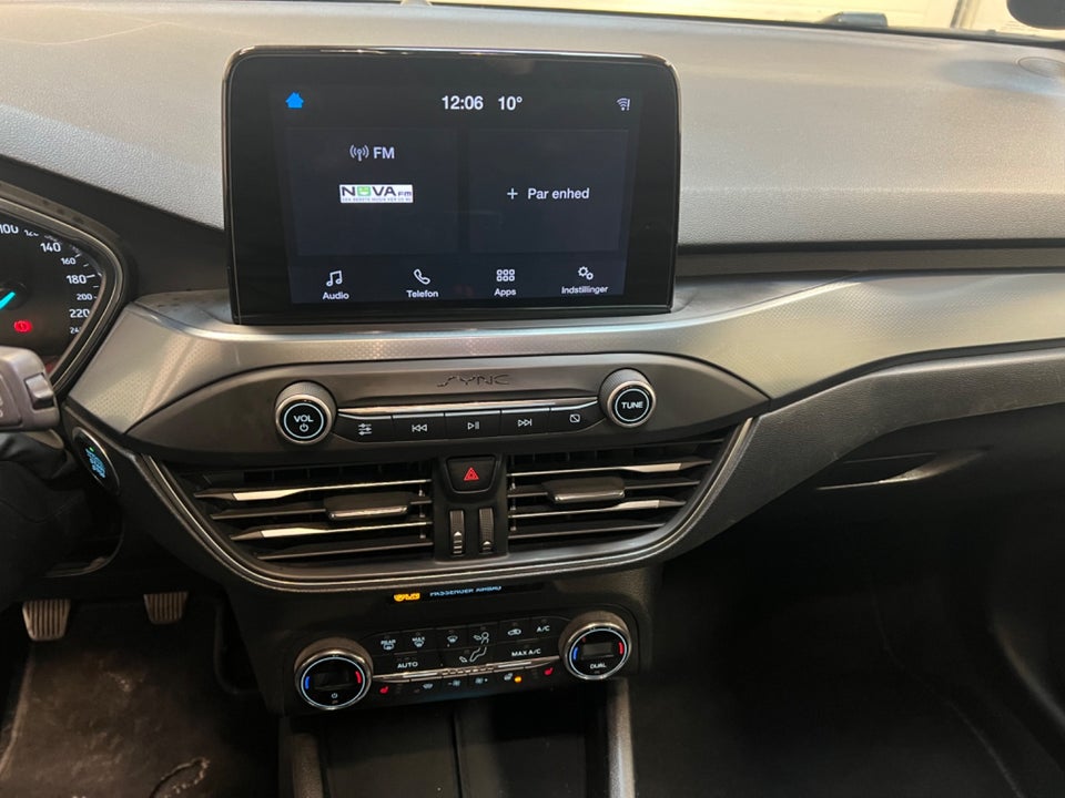 Ford Focus 1,5 EcoBoost Active stc. 5d