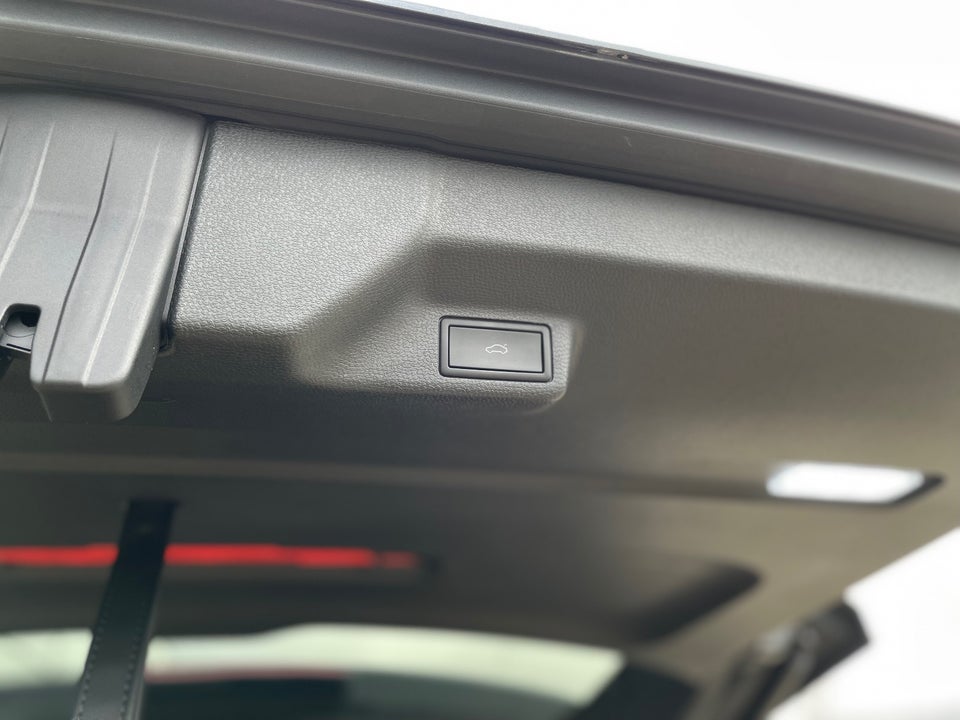 VW ID.Buzz 77 Style SWB 5d