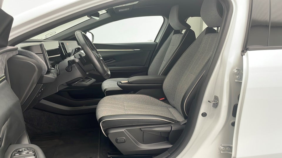 Renault Megane E-Tech 60 Techno 5d