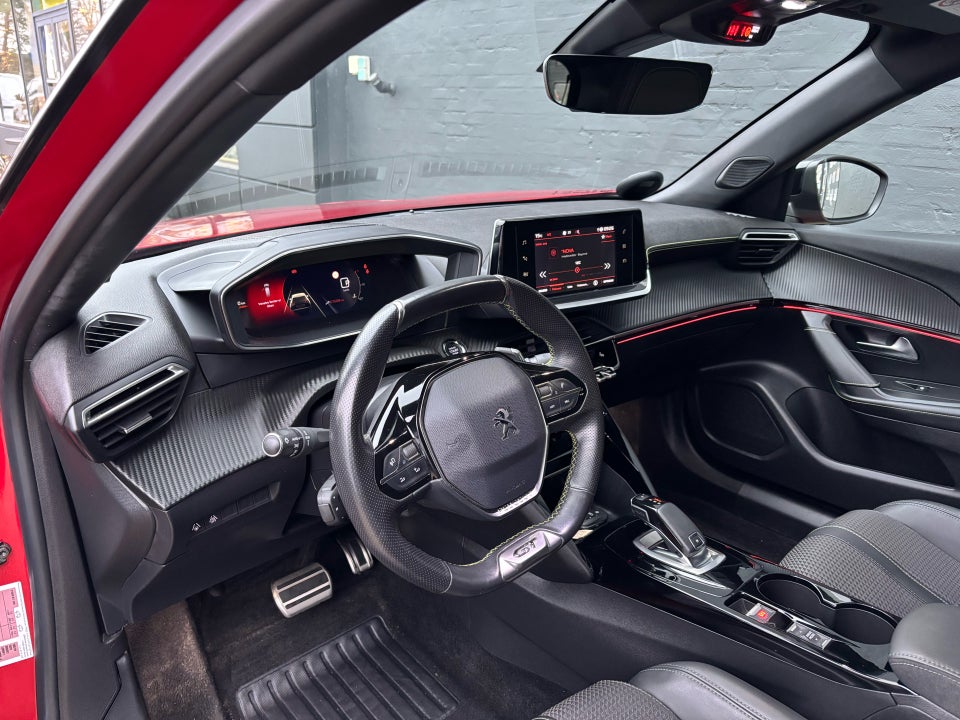 Peugeot 2008 1,2 PureTech 130 GT Line EAT8 5d