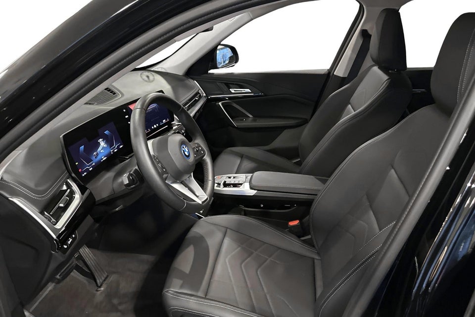 BMW iX1 eDrive20 X-Line 5d
