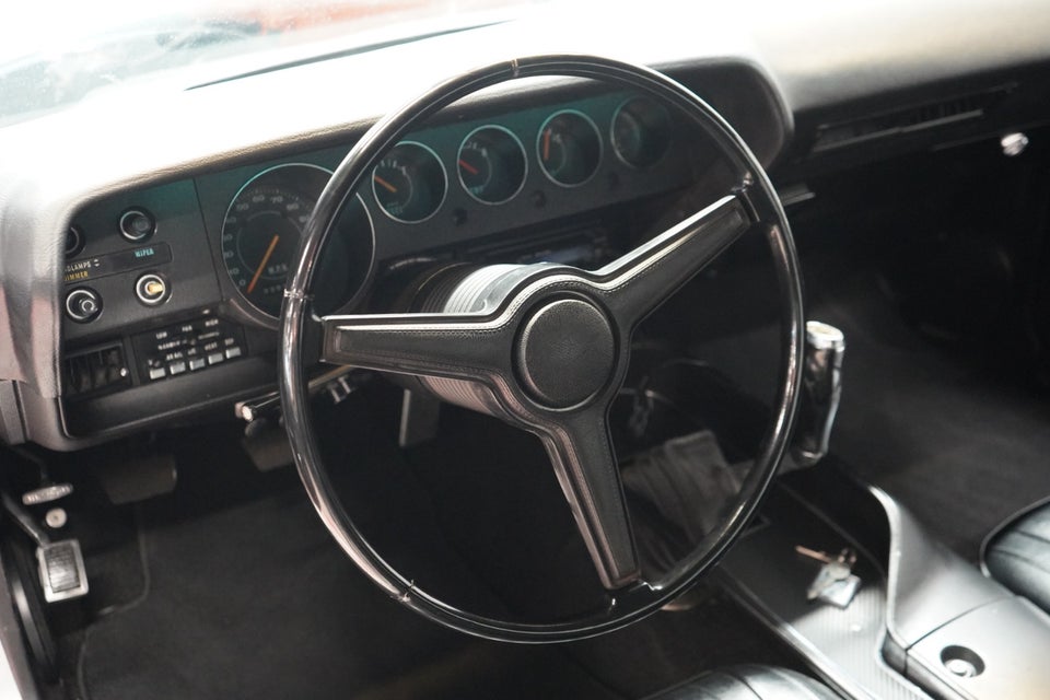 Dodge Challenger 5,4 aut. 2d