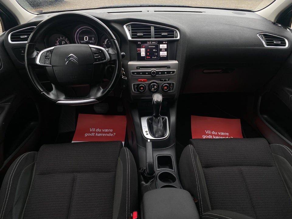 Citroën C4 1,6 BlueHDi 120 Feel Complet EAT6 5d