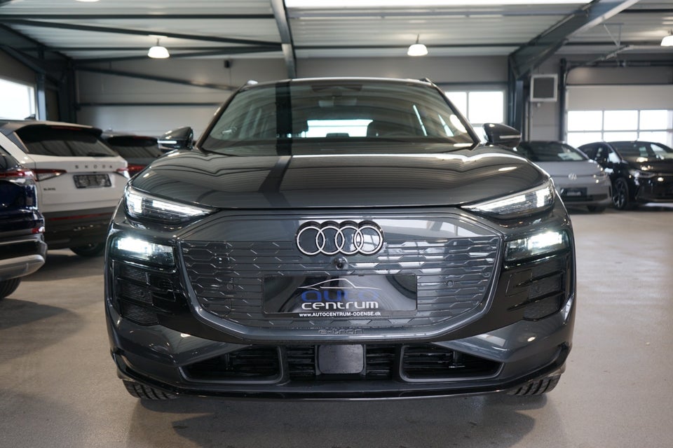 Audi Q6 e-tron Progress performance 5d