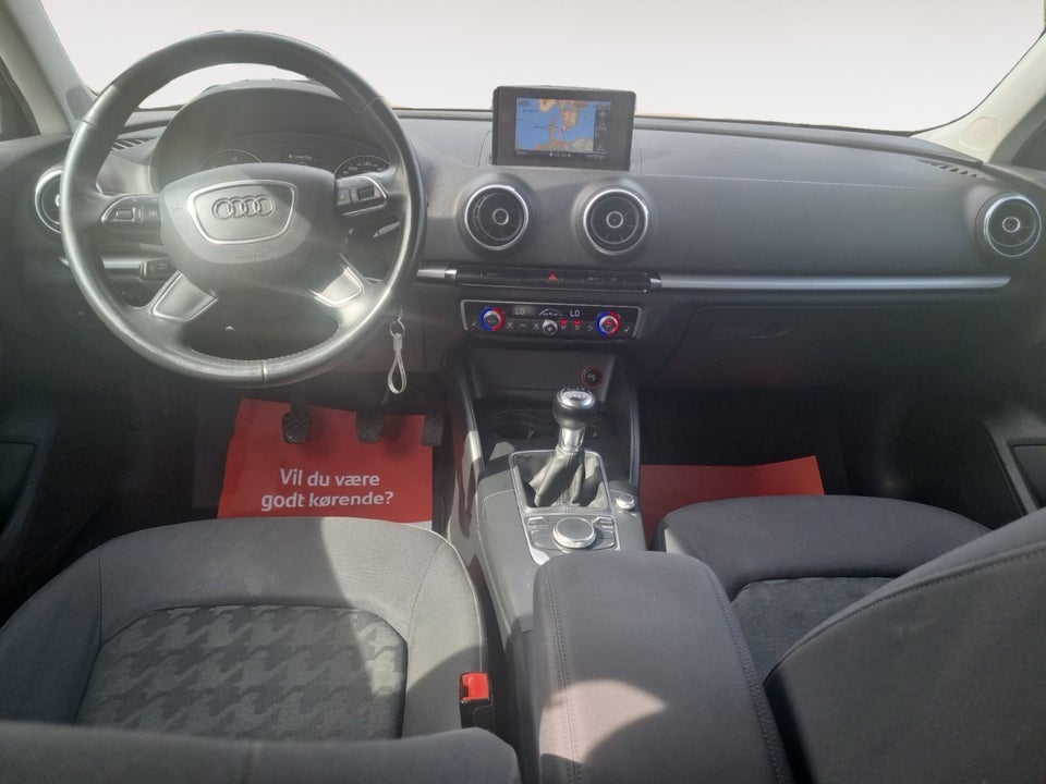 Audi A3 1,6 TDi Ambiente Sportback 5d