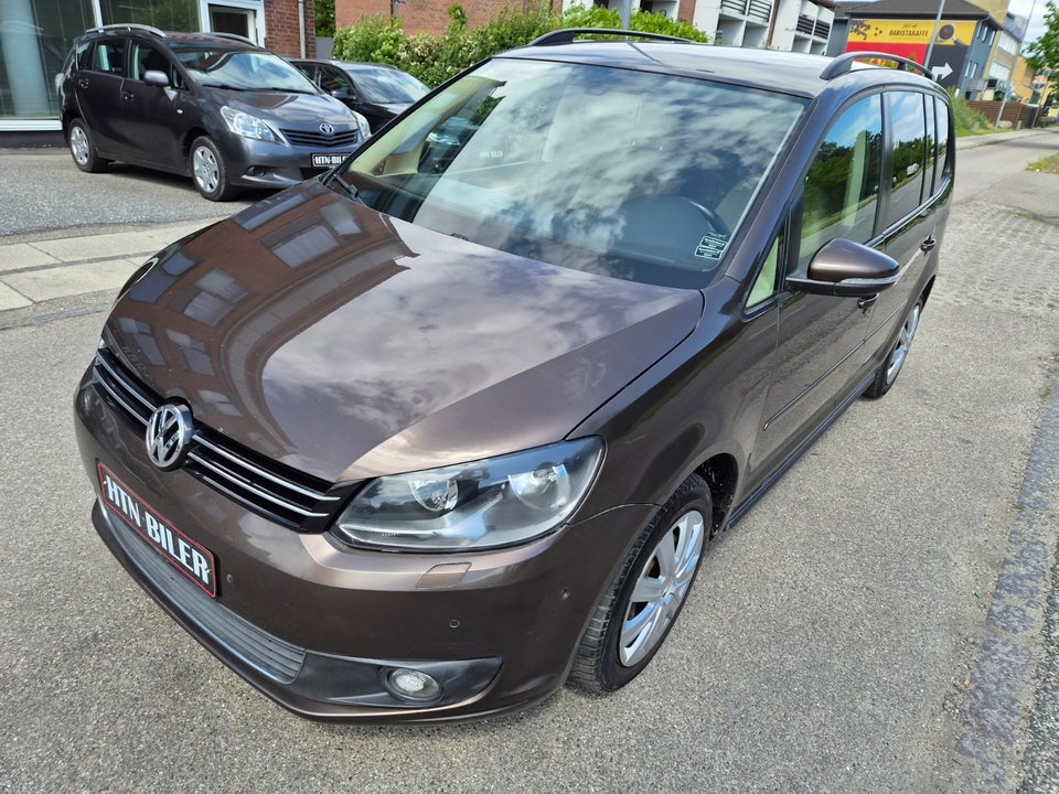 VW Touran 2,0 TDi 140 Comfortline DSG 7prs 5d